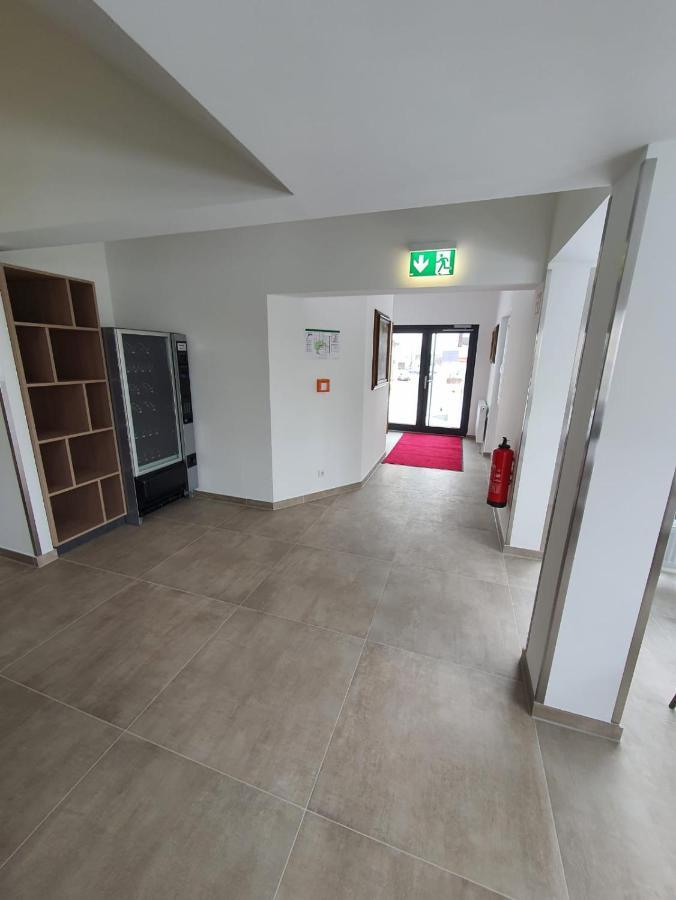Hotel Zur Traube Moglingen Exteriör bild