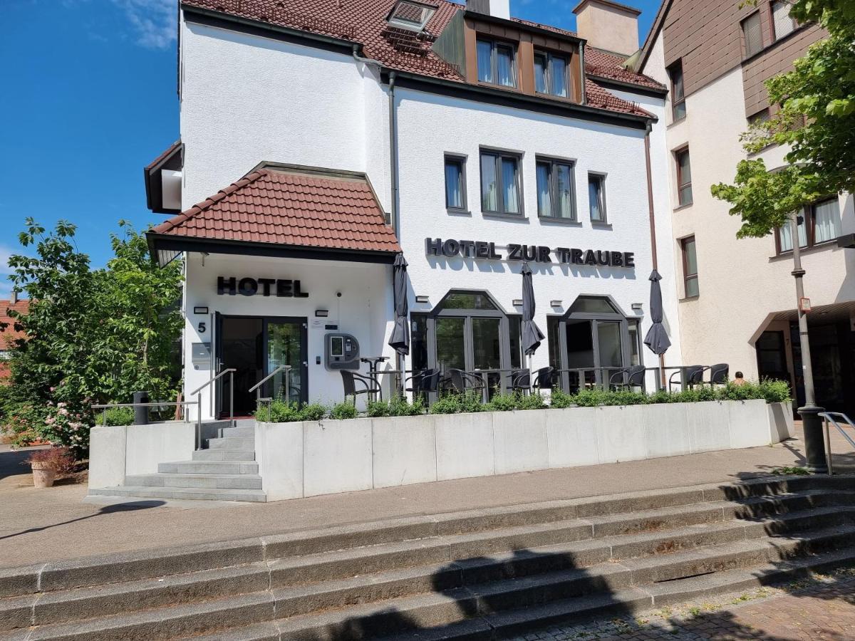 Hotel Zur Traube Moglingen Exteriör bild
